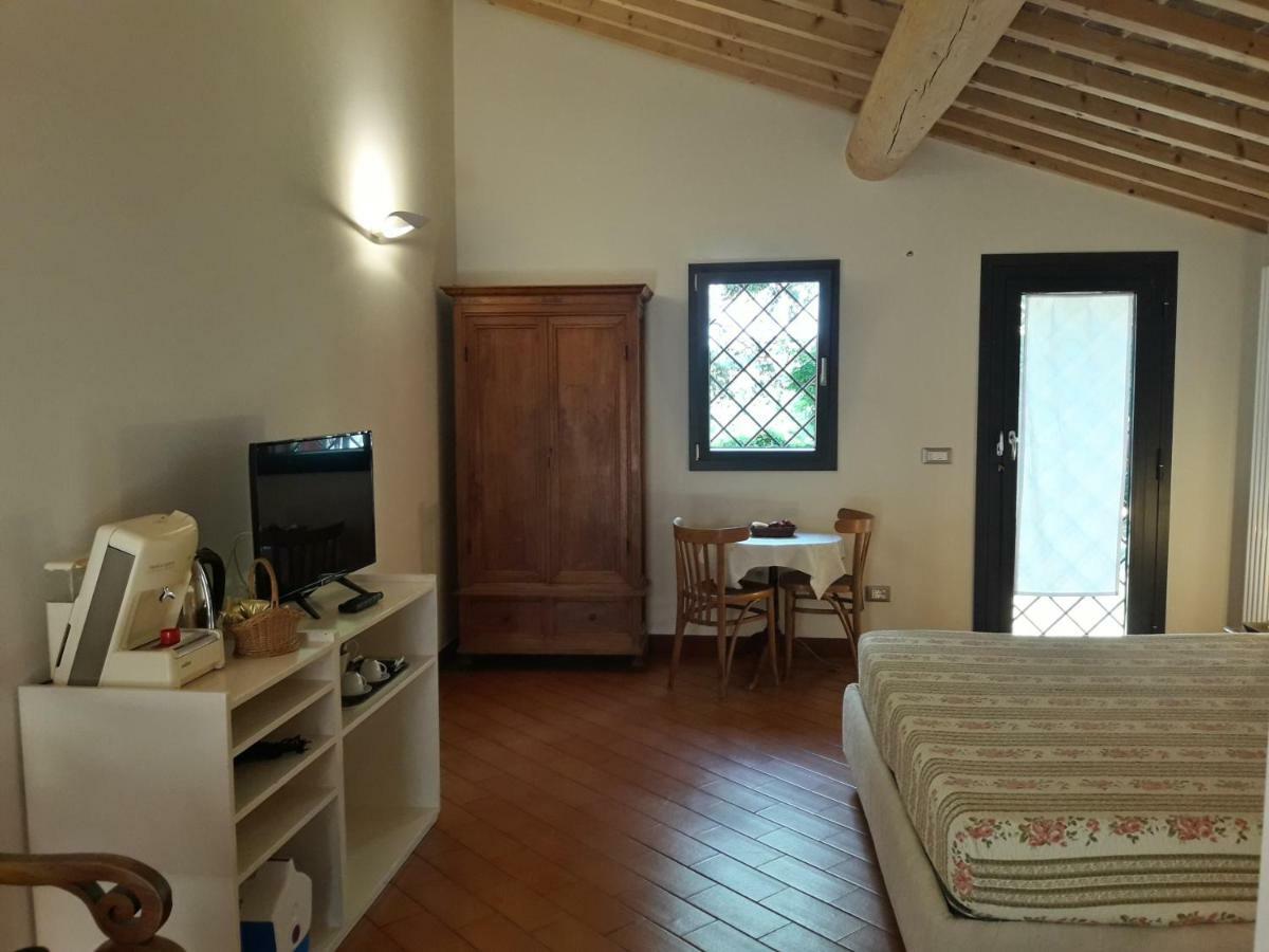 רוזיניאנו מריטימו Agriturismo Le Cerbonche מראה חיצוני תמונה